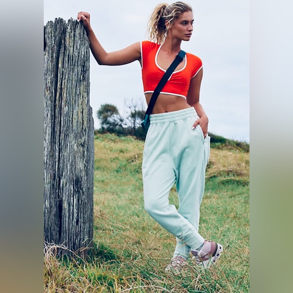 Free People June Bug Joggers In Lichen Green Size Large - Picture 3 of 16